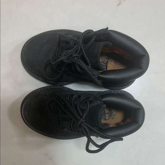 Timberland Toddler's Black Lace-Up Boots, lightly worn. - Picture 4 of 6